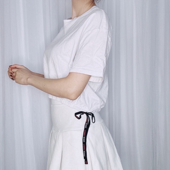 Tommy Hilfiger Jeans Crop Badge Tee White M - Picture 3 of 8